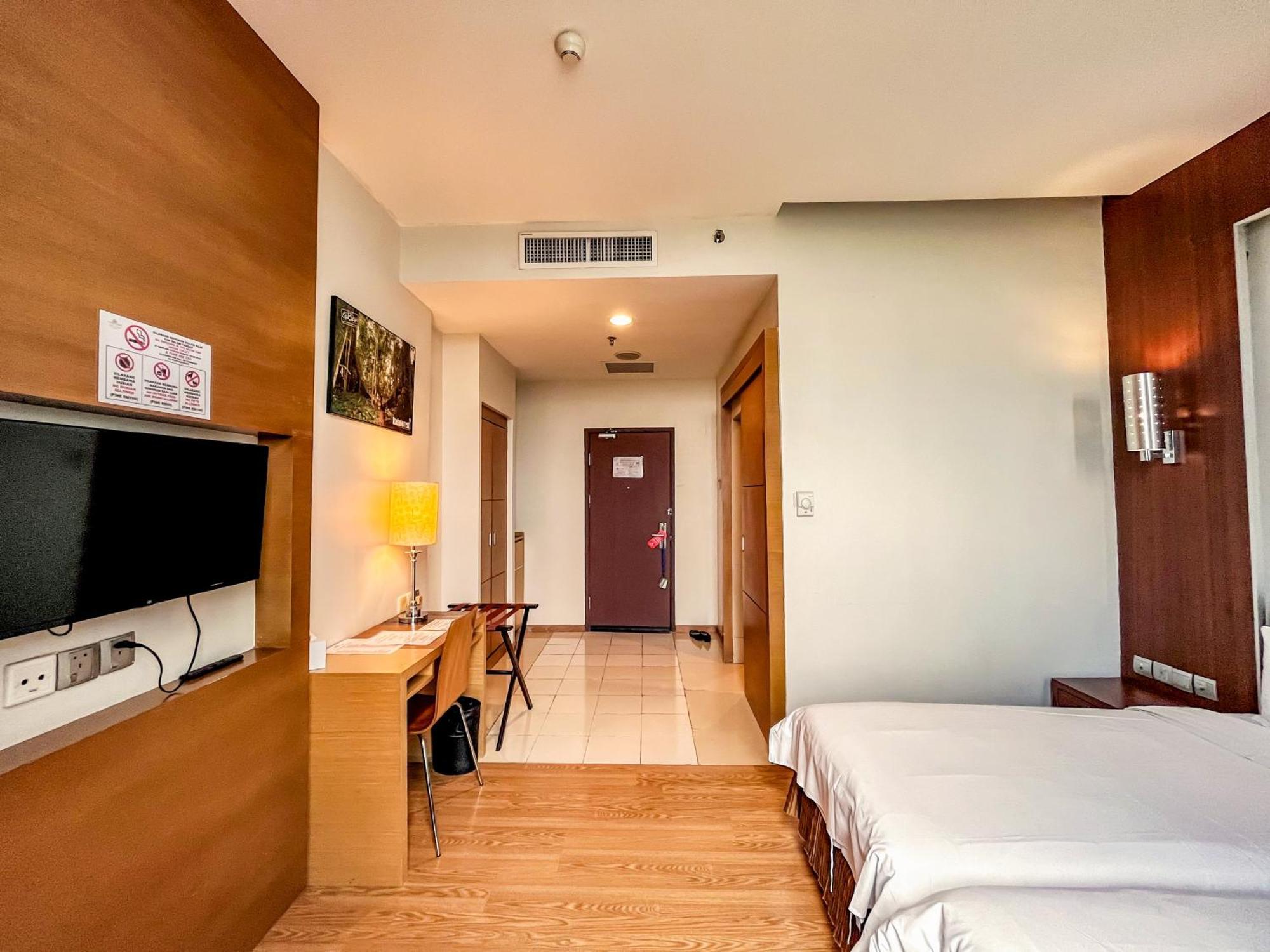 Courtyard Hotel 1Borneo Kota Kinabalu Bagian luar foto