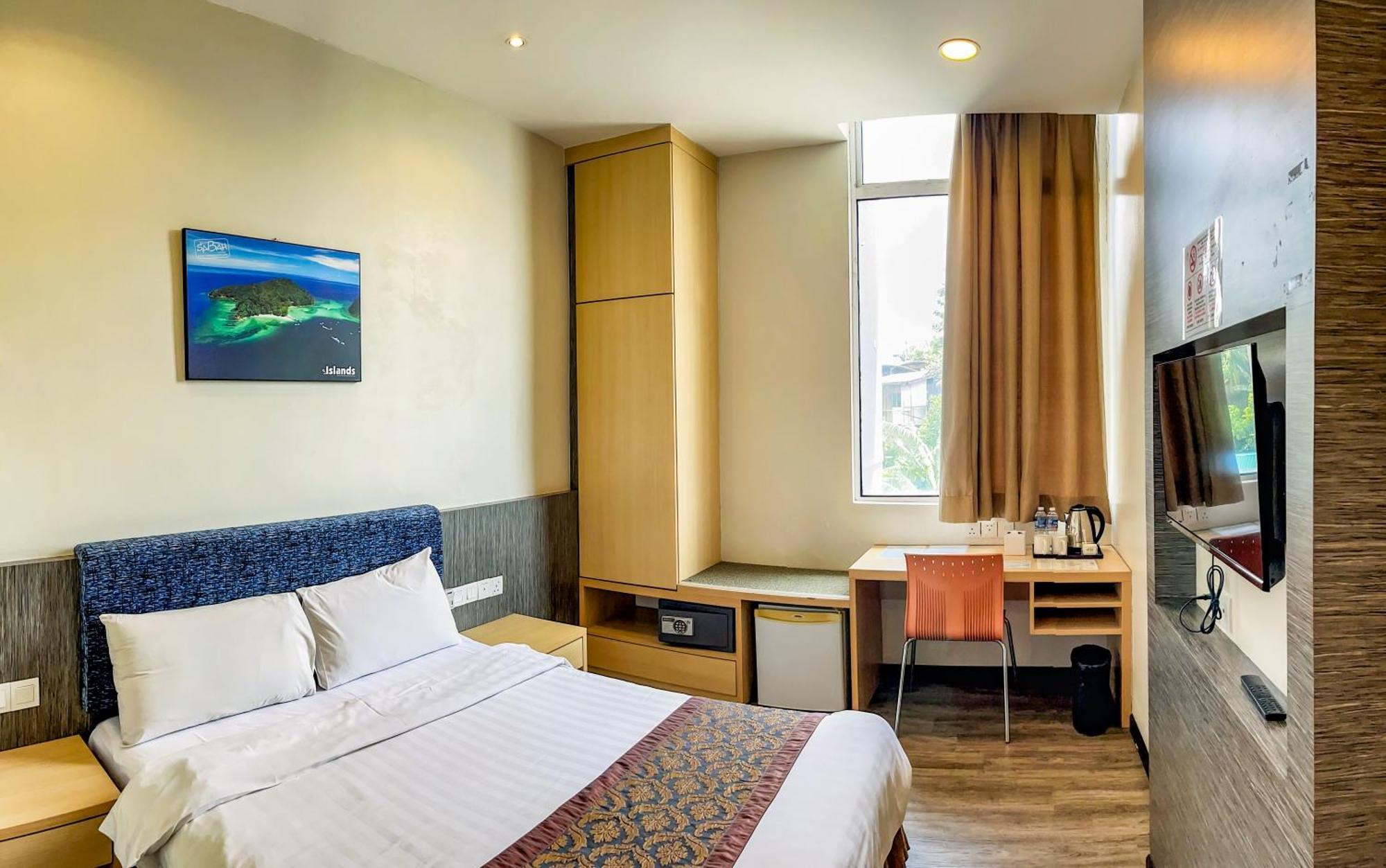 Courtyard Hotel 1Borneo Kota Kinabalu Bagian luar foto