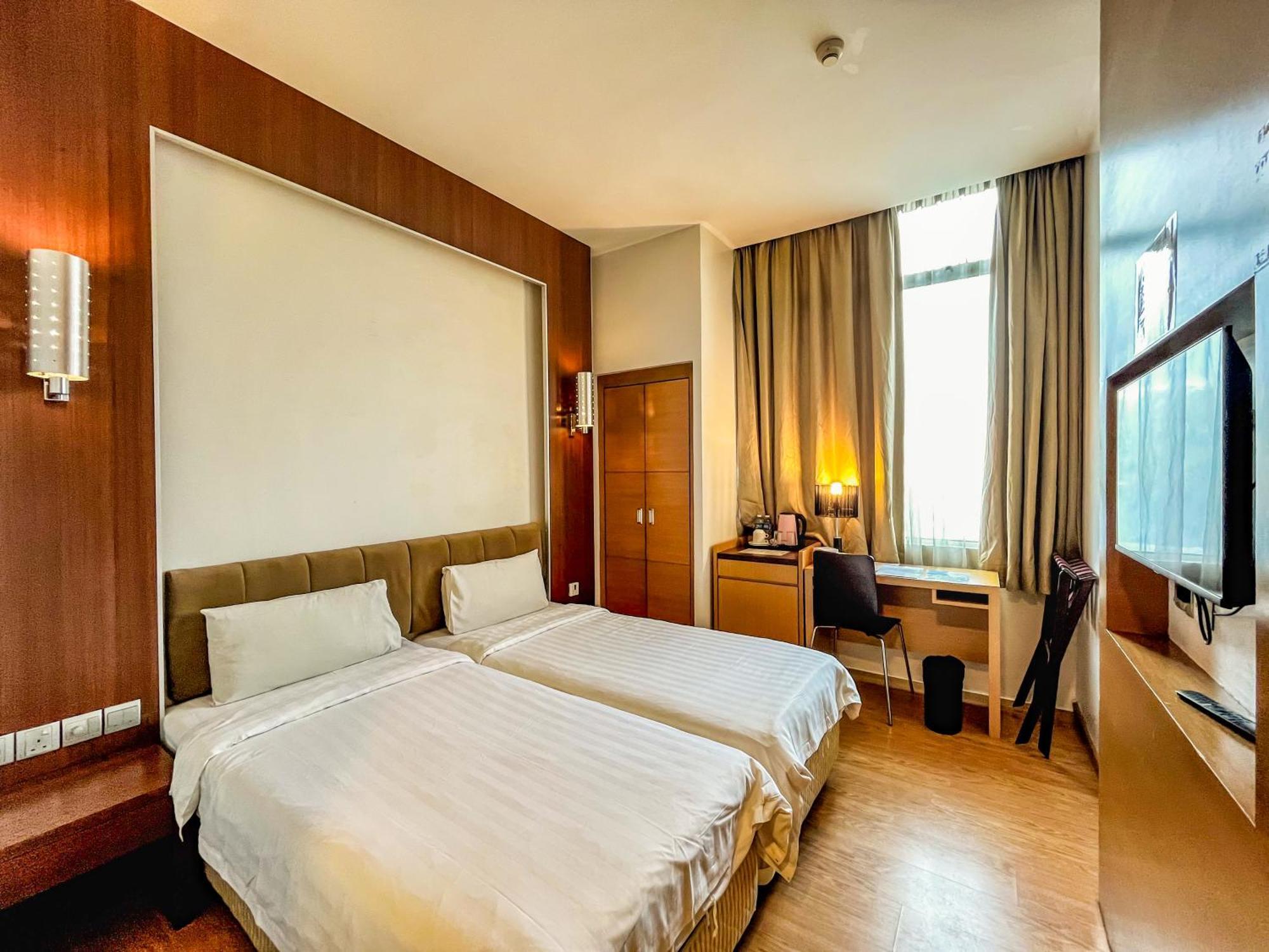 Courtyard Hotel 1Borneo Kota Kinabalu Bagian luar foto